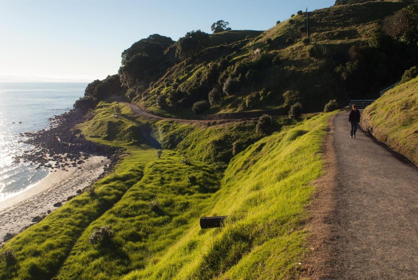 Oceanside Bliss - Absolute Beachfront - Uninterrupted Ocean Views With Pool Mount Maunganui Zewnętrze zdjęcie