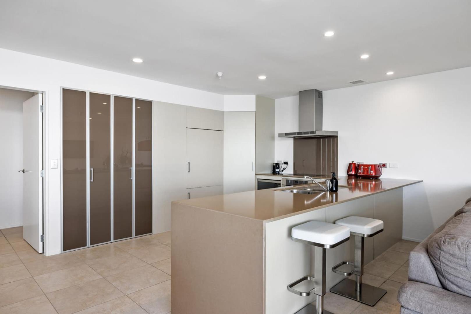 Oceanside Bliss - Absolute Beachfront - Uninterrupted Ocean Views With Pool Mount Maunganui Zewnętrze zdjęcie