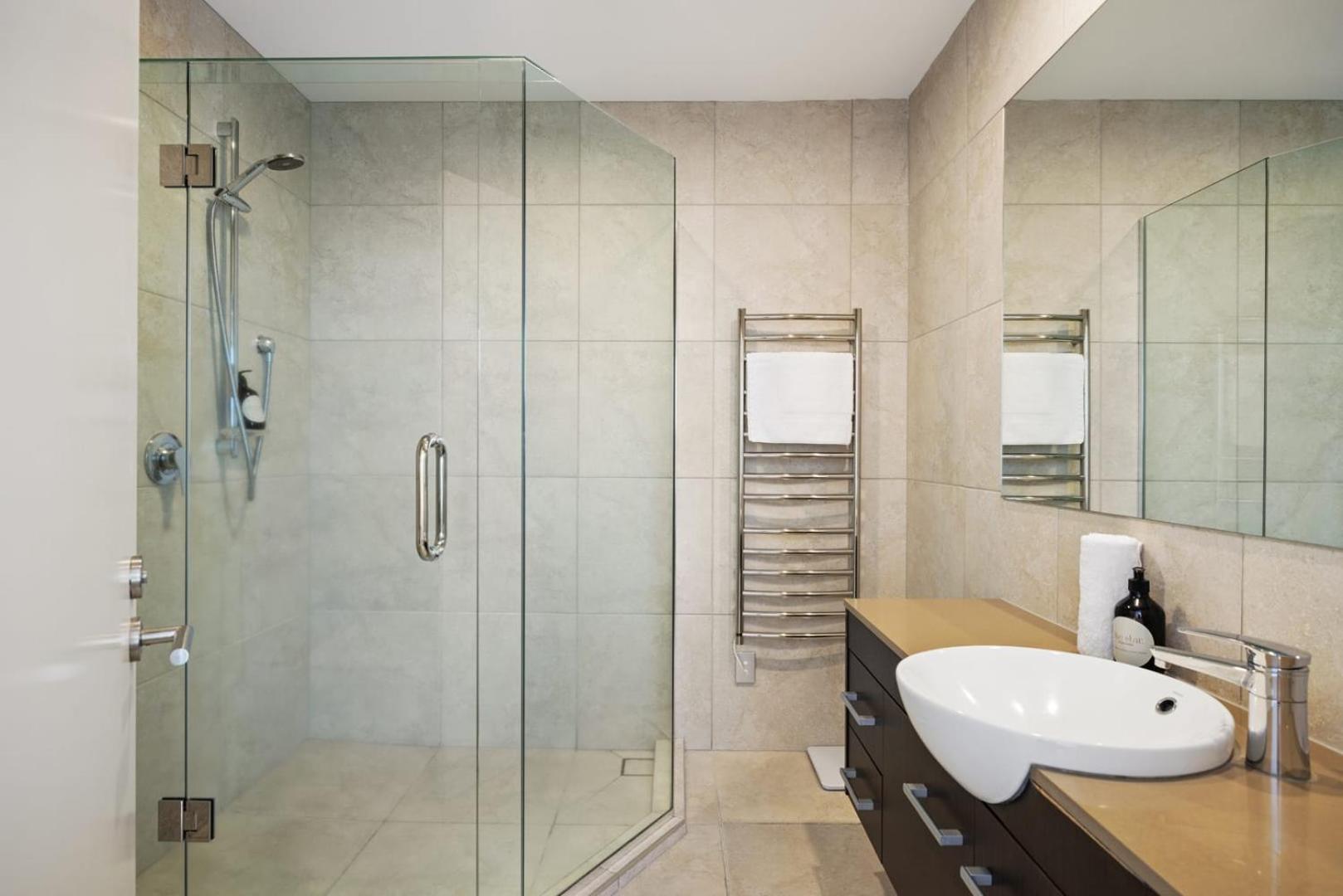Oceanside Bliss - Absolute Beachfront - Uninterrupted Ocean Views With Pool Mount Maunganui Zewnętrze zdjęcie